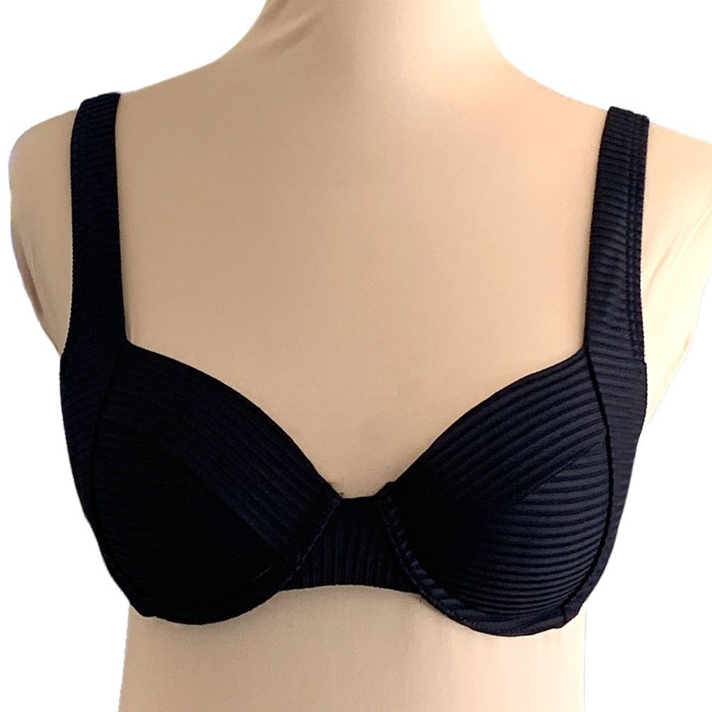 Pink By Victoriaβs Secret Bikini Tops NWT Size S/P
